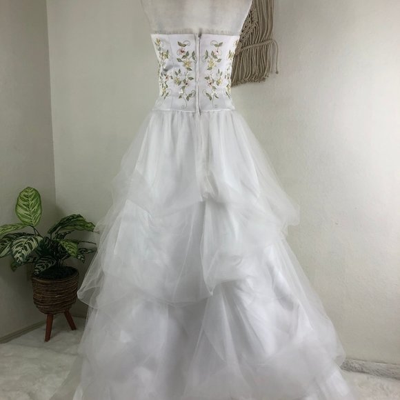 NWT 90s y2k vintage Lorelai strapless fairytale wedding gown pastel embroidered - Picture 8 of 9